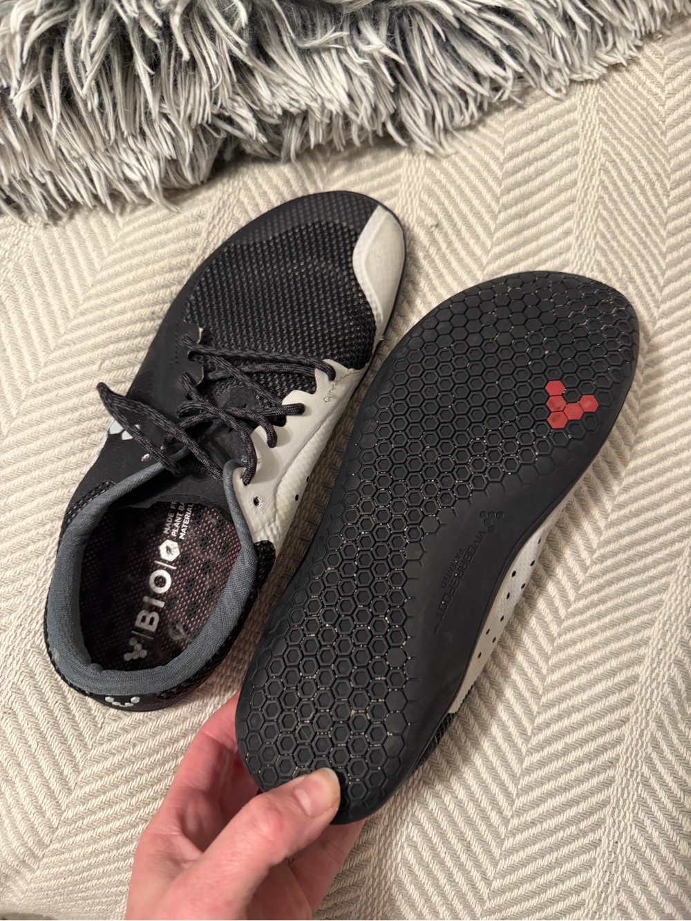 Vivo Barefoot Gray and Red Shoes - Picture 6 of 6